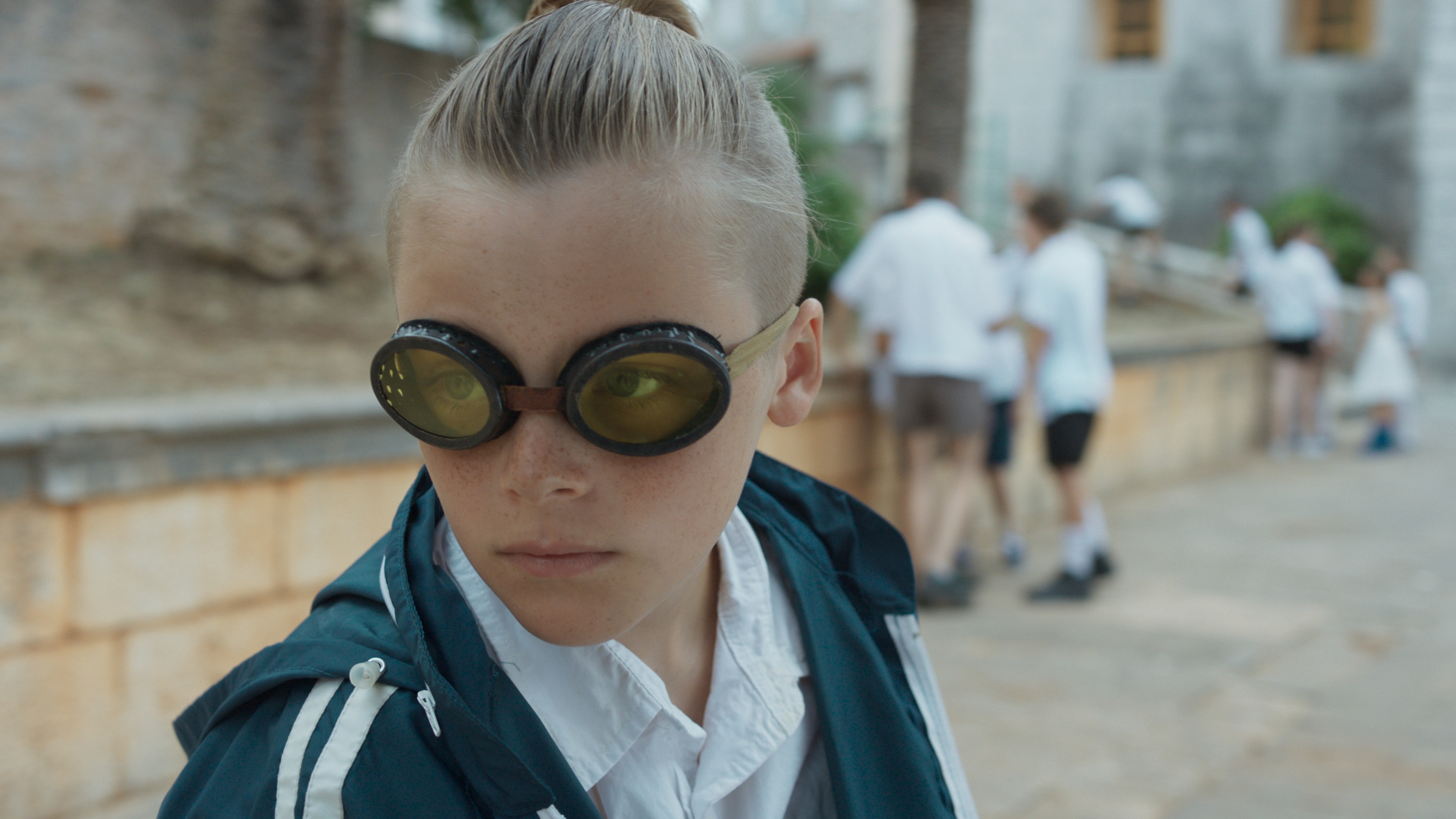 Gospodar oluje, Kadar iz filma 1.jpg