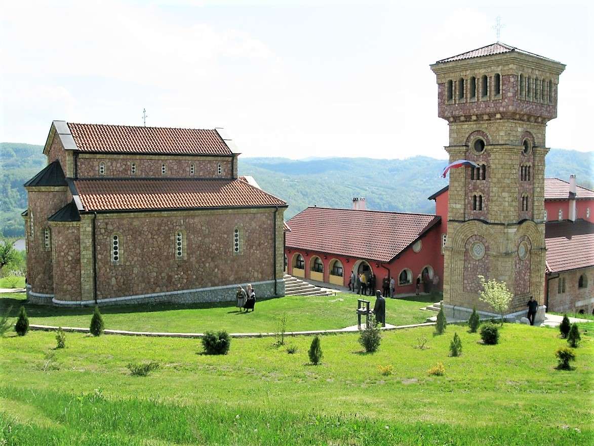 Pomozimo akciji ,,Oslikajmo manastir Rujan"