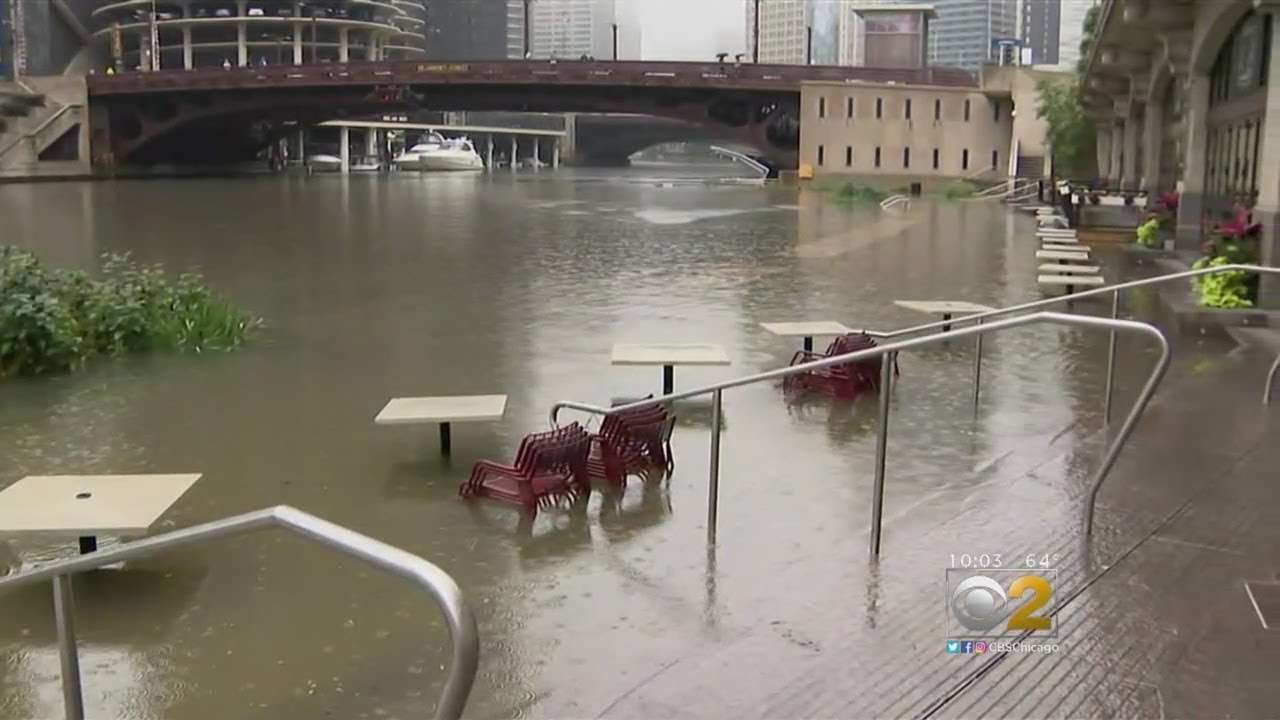 Rekordne padavine u Čikagu izazvale velike poplave, Willis Tower ostao bez struje