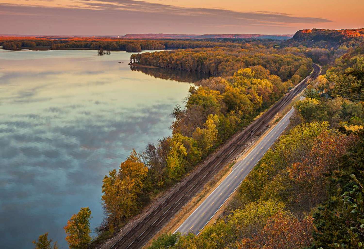 Great River Road Chicago Glasnik