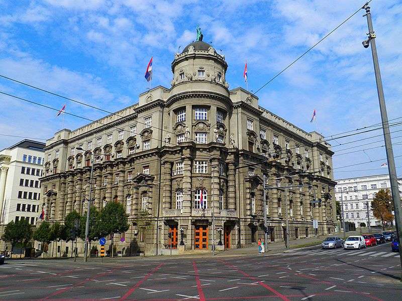 Udar Srbije na dijasporu: Na 1.000€ zarade, 400 ide državi. Visoke kazne za prestupnike