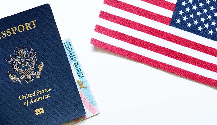 Zelena karta vs američko državljanstvo - Ključne razlike, prednosti i nedostaci