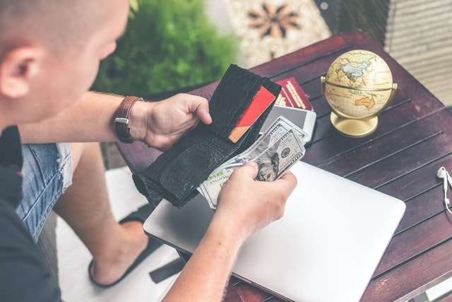 Bajden zahteva povećanje minimalne zarade na $15