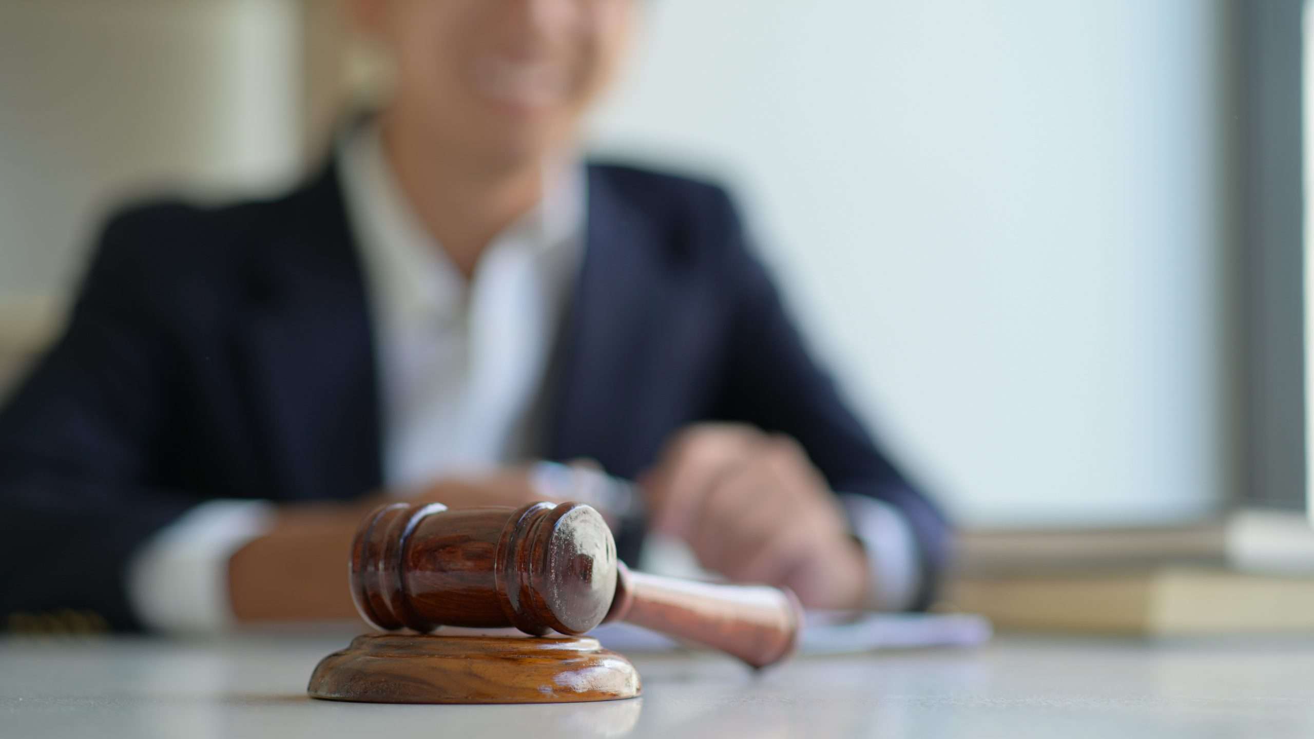 Kako pronaći besplatnog imigracionog advokata i jeftinu pravnu pomoć u Americi - Chicago Glasnik