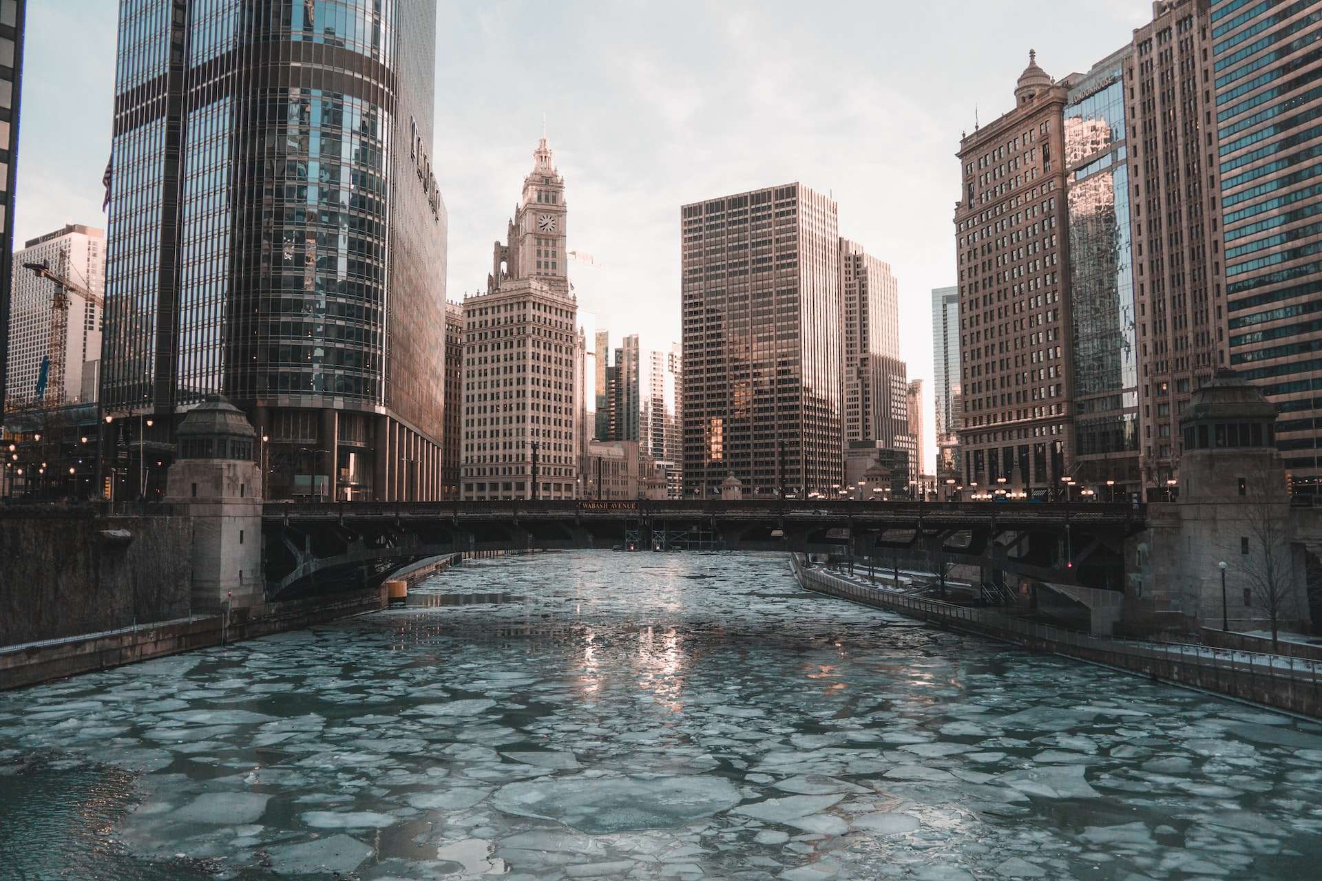 Temperature oko minus 20 stepeni, snažni vetrovi i sneg stižu u Čikago - Chicago Glasnik