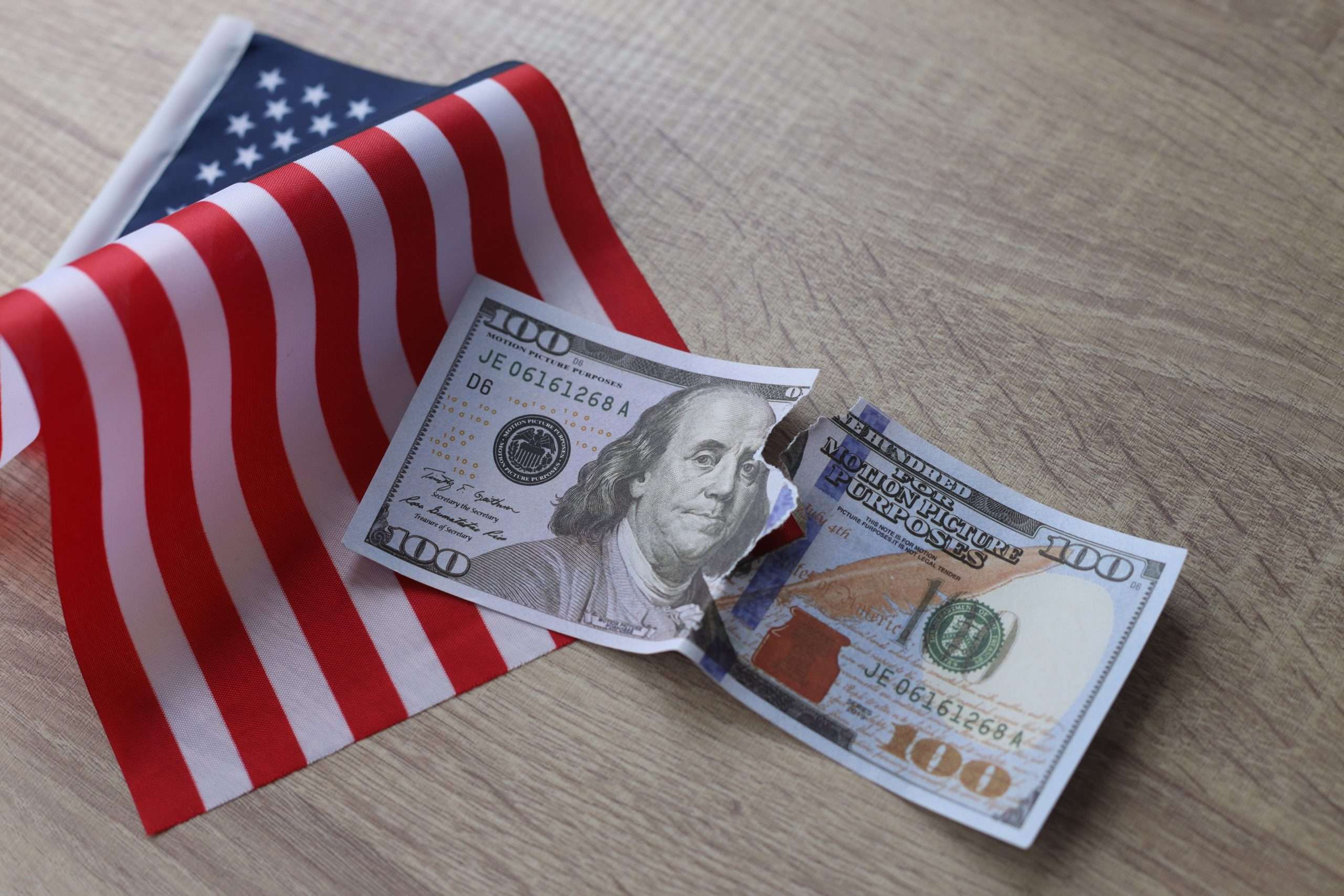 Dolar nastavlja da jača. Najveći rast od februara - Chicago Glasnik