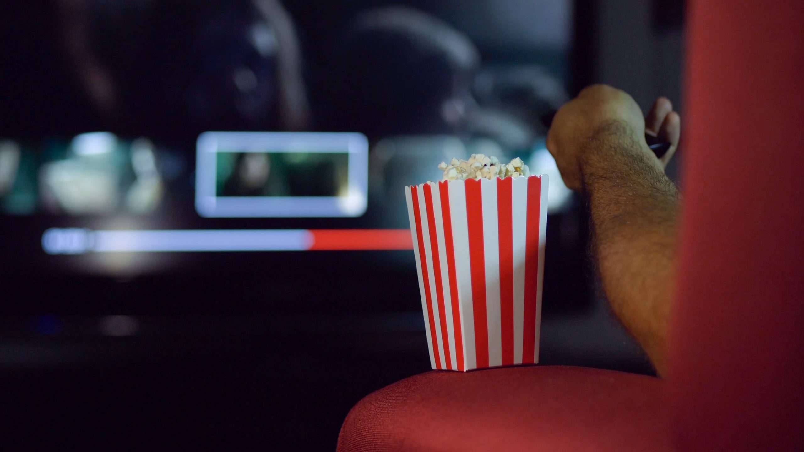 Netflix će od sada naplaćivati $7,99 za deljenje naloga u Americi