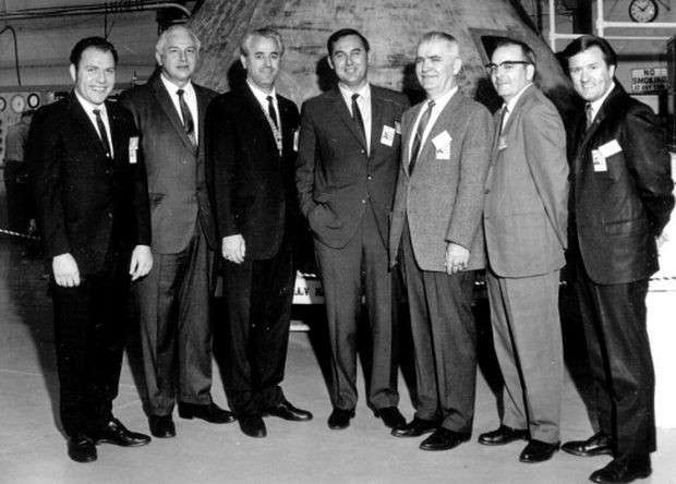 Srpski Apolo tim 1969. - (sleva na desno): Slavoljub Sem Vujić, Pavle Duić, Danilo Bojić, Milojko Majk Vučelić, Miloš Šurbatović, Piter Galović i David Vujić
