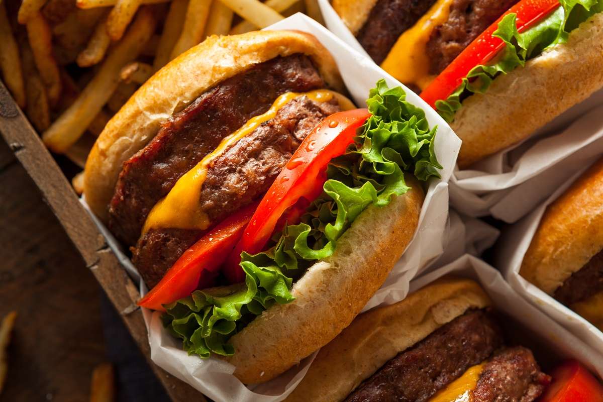 Korisnici Mekdonalds aplikacije moći će da kupe dupli čizburger za 50 centi
