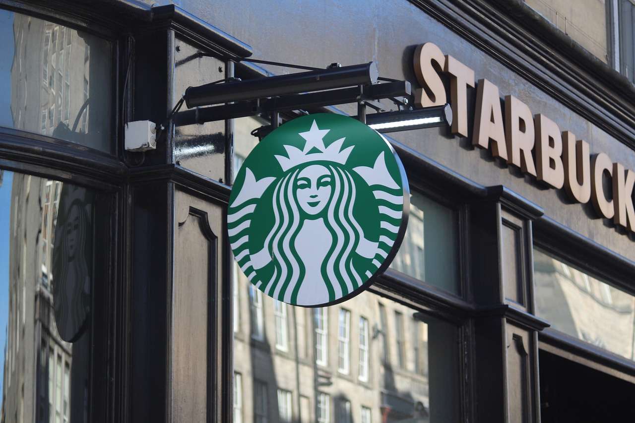 Nova pravila Starbucksa: Kupite nešto ili napustite kafić - Chicago Glasnik