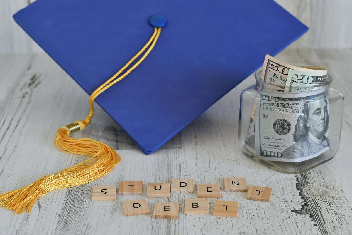 Bajdenova administracija oprašta dug za još 125.000 studentskih kredita - Chicago Glasnik
