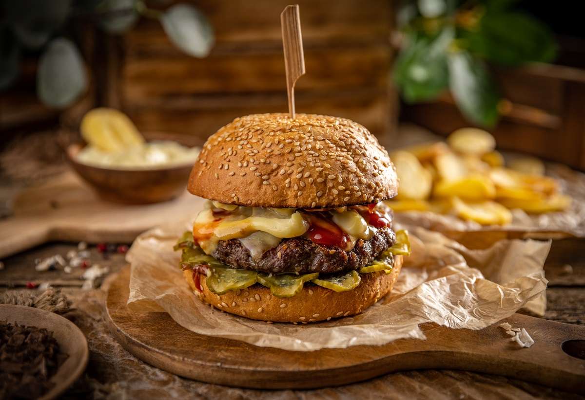 Hamburgeri iz tri restorana u Čikagu na listi 50 najboljih u Americi - Chicago Glasnik