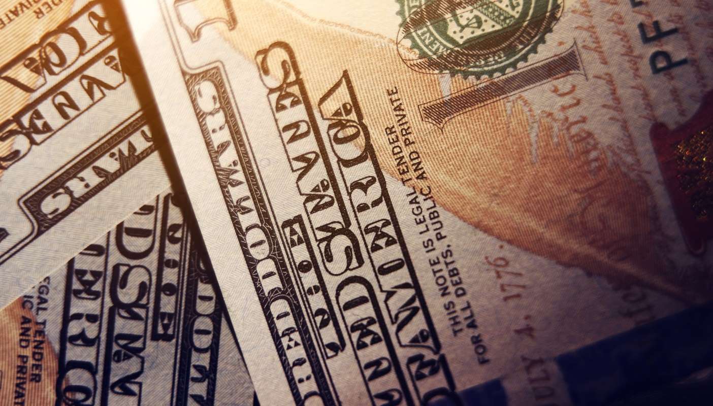 Američki propisi o međunarodnim novčanim transferima: šta se dešava kada pošaljete više od $10.000? - Chicago Glasnik