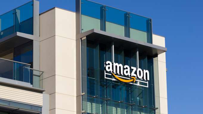 Radnici u Amazonu započeli štrajk u 30 država - Chicago Glasnik