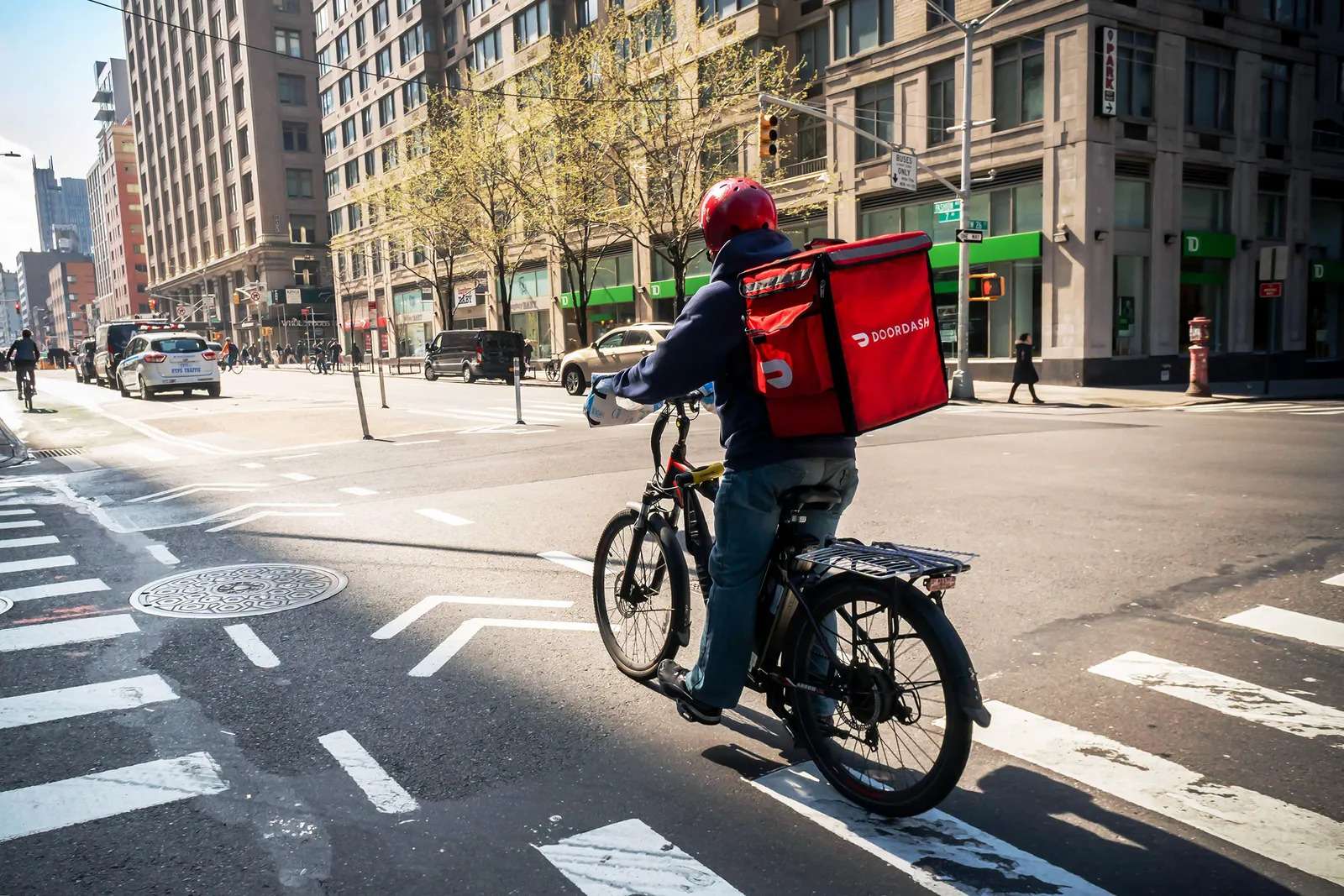 DoorDash i UberEats uvode velike promene u vezi sa napojnicama za radnike - Chicago Glasnik