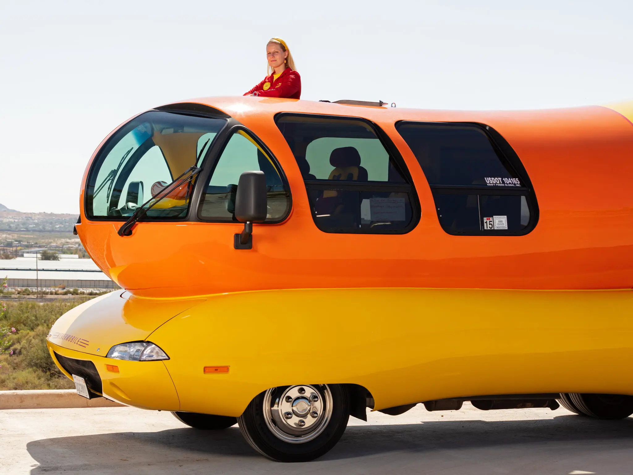 Automobil u obliku hot doga obići će Ameriku: Oscar Mayer plaća 35.000 dolara vozačima - Chicago Glasnik
