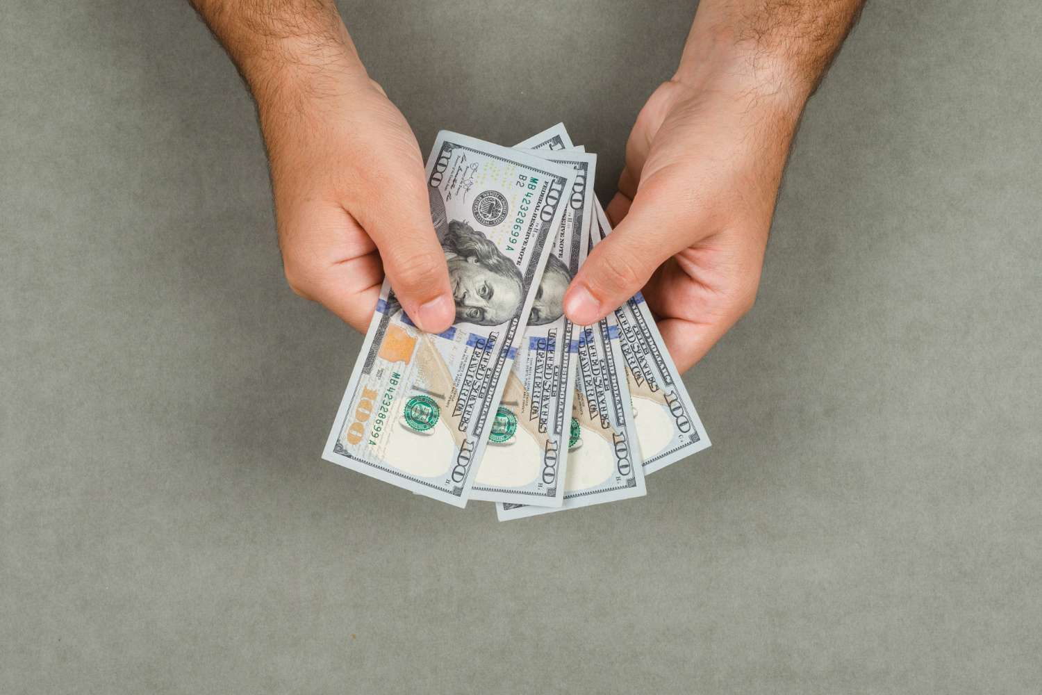 Minimalna zarada od 20 dolara poput bumeranga, restorani beleže drastičan pad porudžbina - Chicago Glasnik