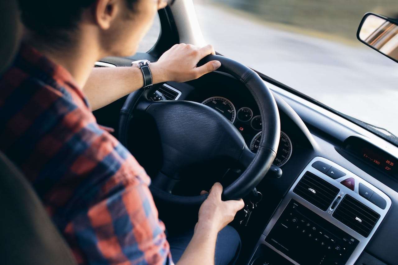 Uber najavljuje novu opciju Shuttle za jeftiniji prevoz do aerodroma
