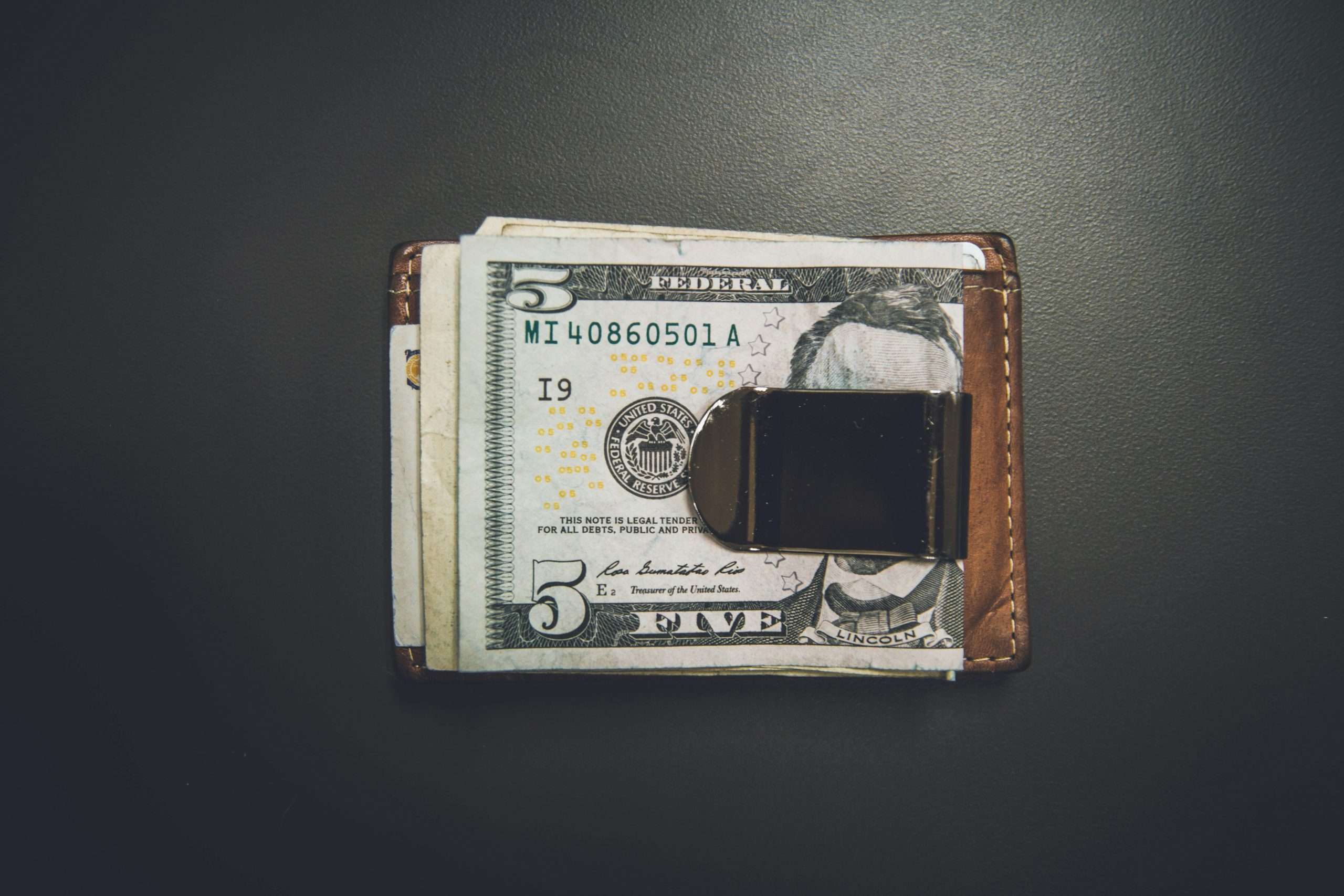 Neke novčanice od $5 vrede do $2.000. Evo kako da proverite - Chicago Glasnik