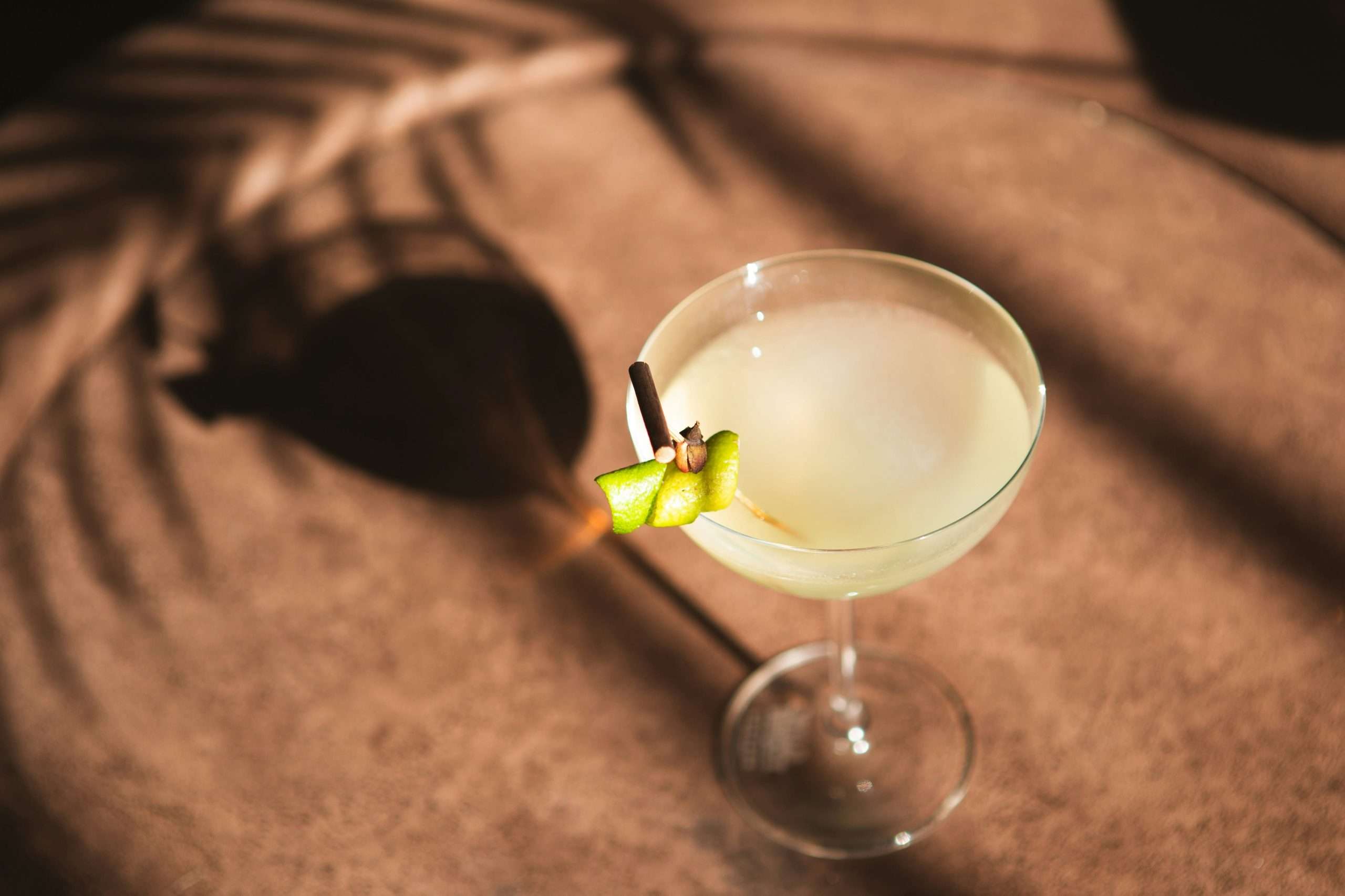 Martini od 13.000 dolara: Restoran u Čikagu nudi koktel sa dijamantskom ogrlicom od 150 dijamanata - Chicago Glasnik