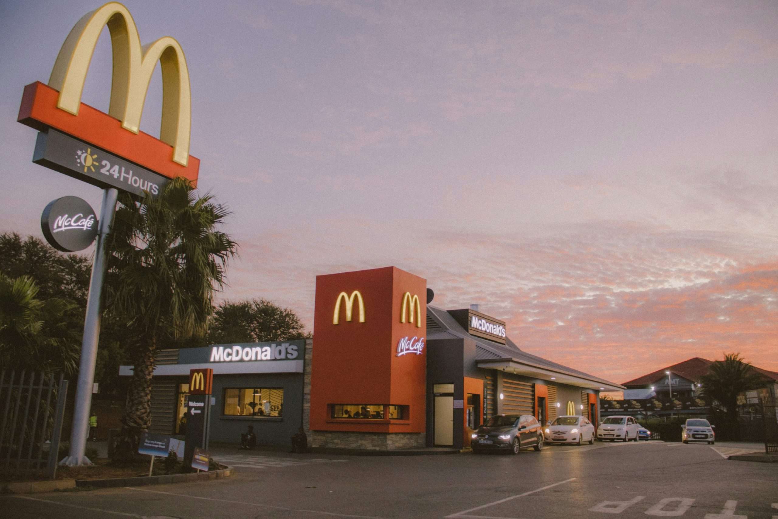 Broj slučajeva E. coli povezanih sa McDonald's-om raste na 104