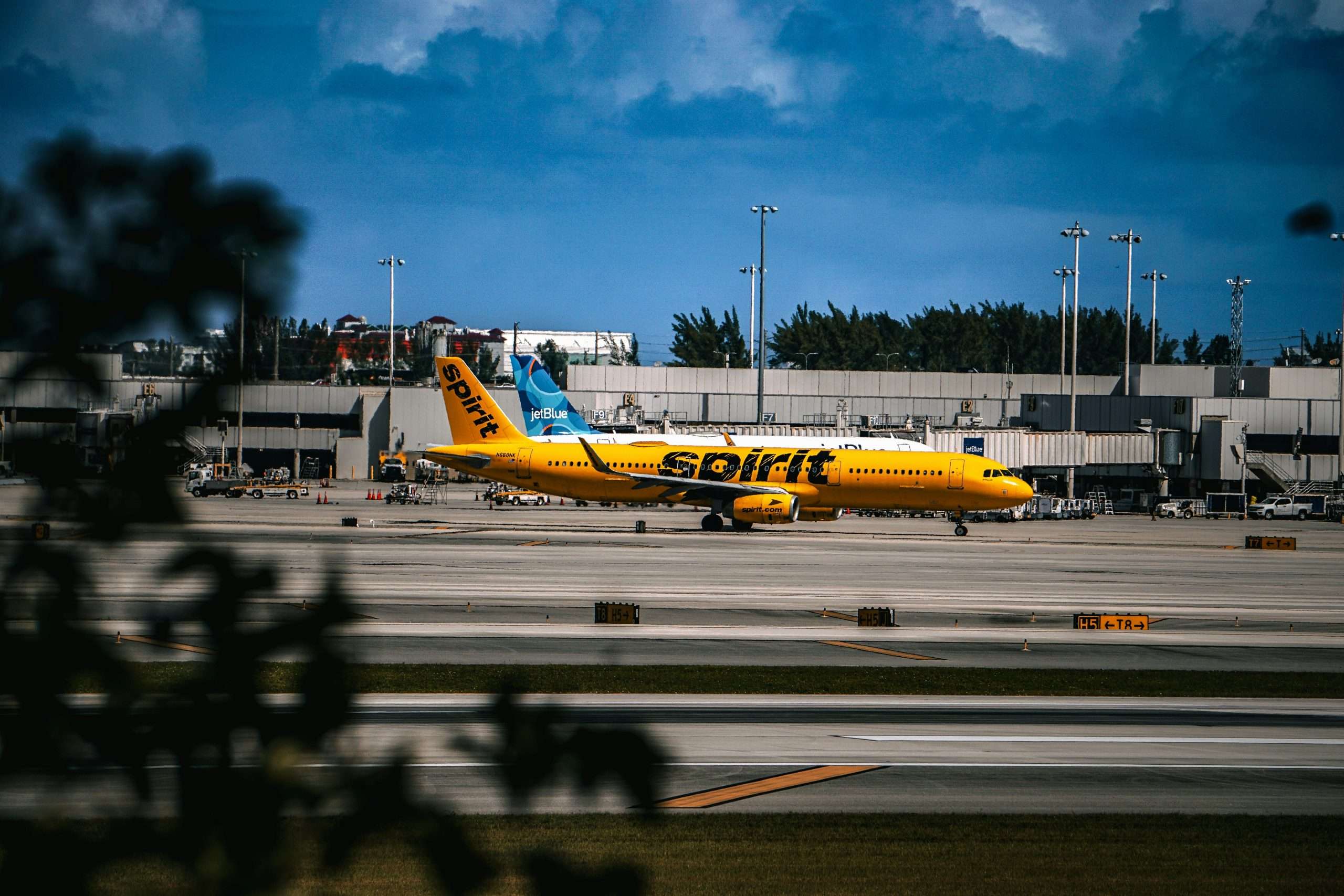 Spirit Airlines podnosi zahtev za zaštitu od bankrota, ali planira da nastavi s letovima