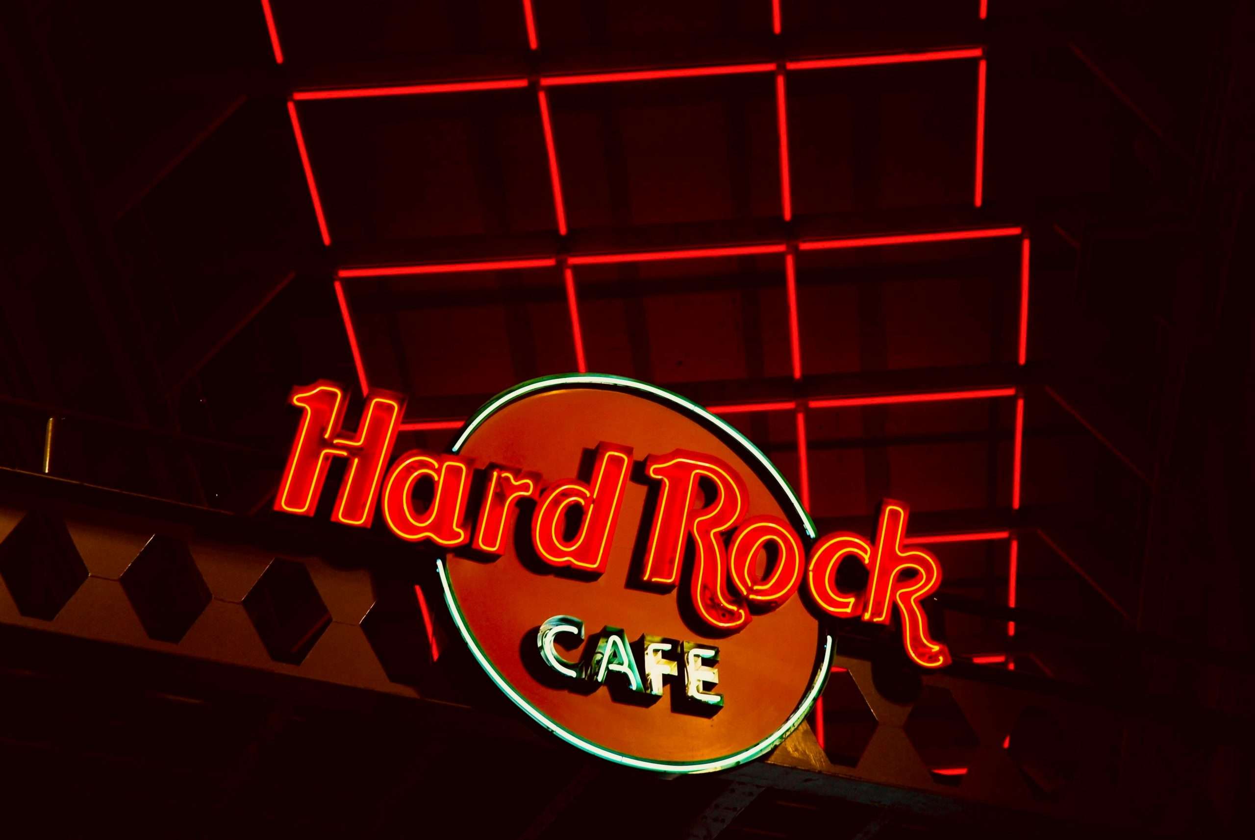 Hard Rock Cafe u centru Čikaga zatvara se posle skoro 40 godina - Chicago Glasnik
