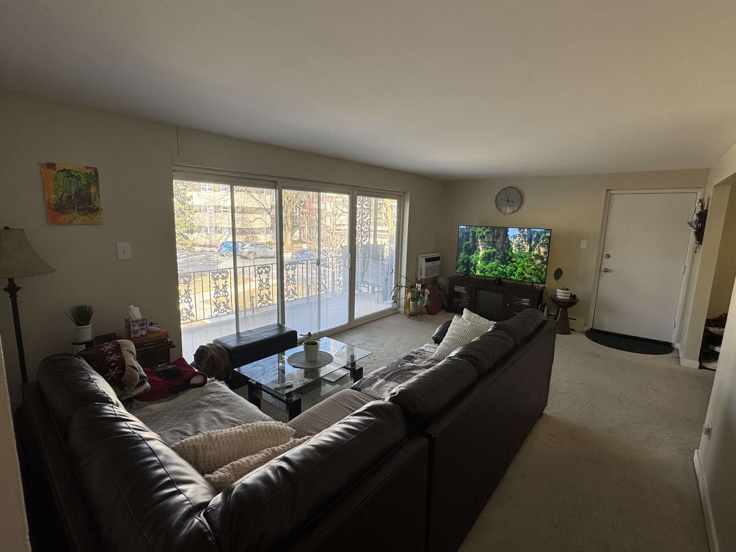 Izdajem dvosoban stan - La Grange IL - Chicago Glasnik