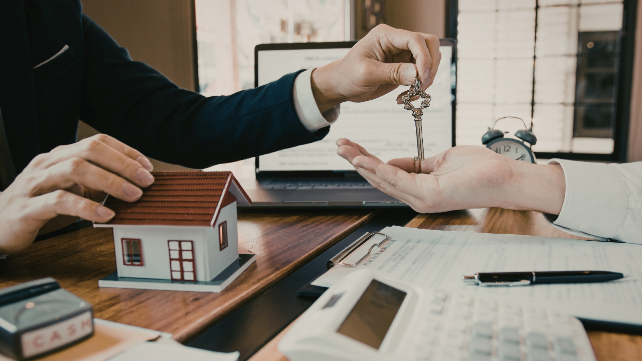 Kupci nekretnina u Čikagu beleže najniže kamatne stope od septembra 2022. godine, evo kolika je nova prosečna stopa na 30 godina