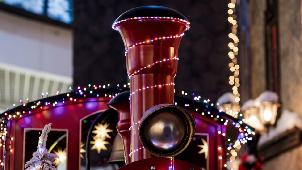 Praznični vozovi kompanije Metra vraćaju se u decembru - evo gde ih možete uhvatiti