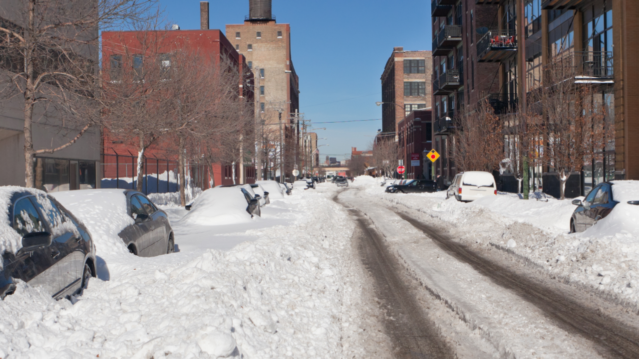 Čikago započeo zimsku sezonu sa rekordnim brojem 311 prijava zbog neočišćenih trotoara i ulica