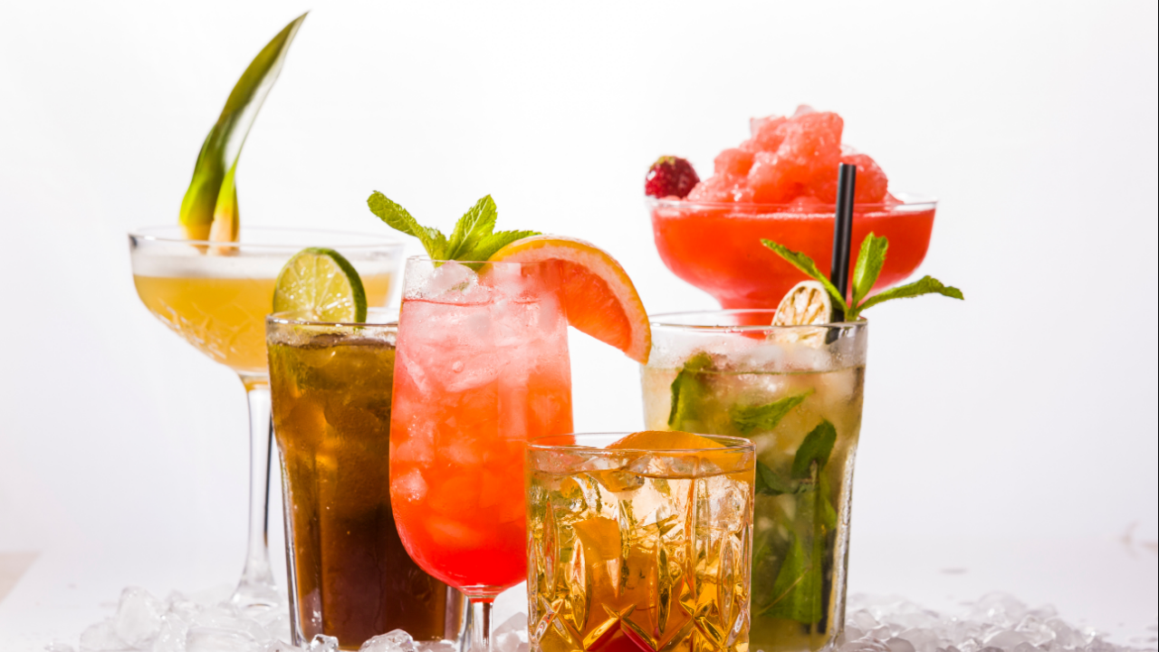 Ilinois ozvaničio „cocktails-to-go“ i doneo niz promena u zakonima o alkoholu