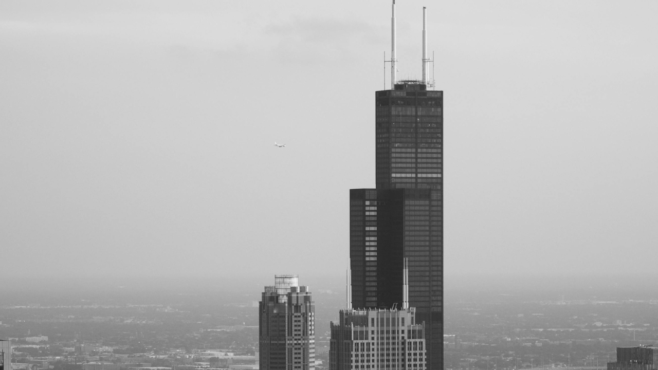 Snažne oluje pogodile Čikago: oštećene kuće, škole i saobraćaj u zastoju