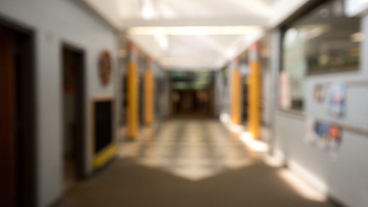 Programi nakon škole i podrška roditeljima u neizvesnosti zbog spornih federalnih rezova u Ilinoisu