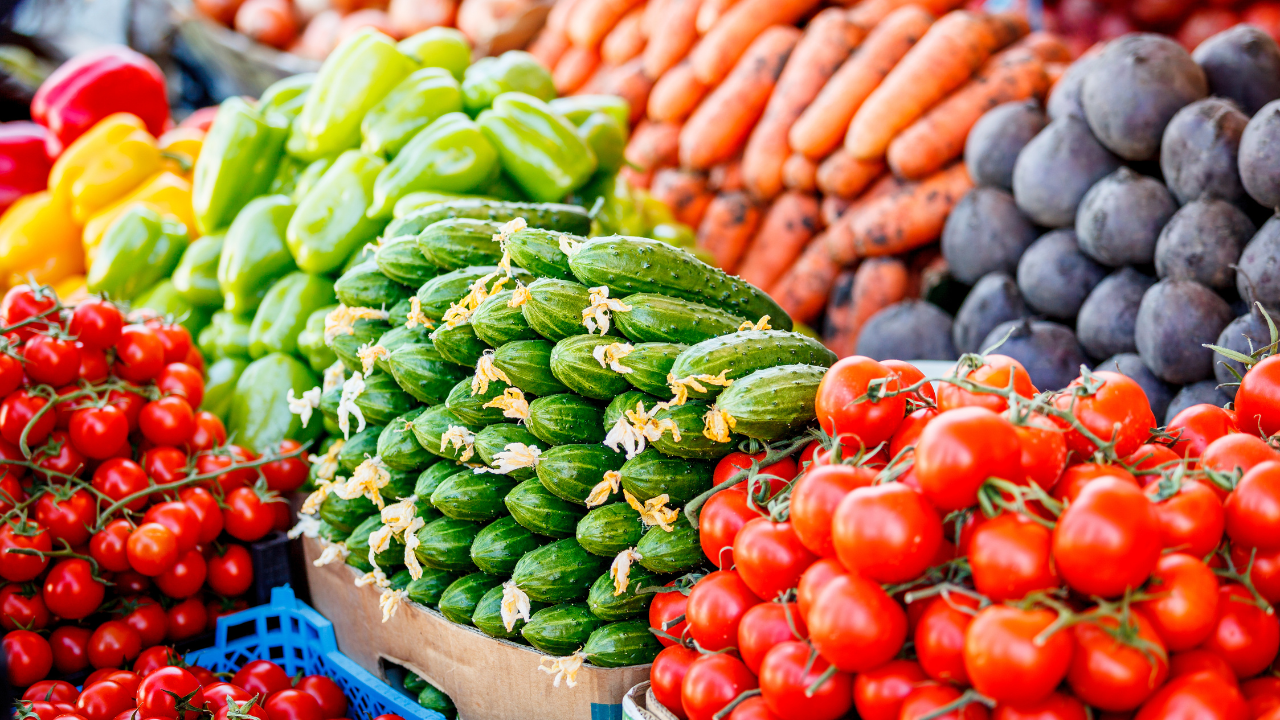 Počinje sezona farmers market pijaca u predgrađima Čikaga: Kompletan vodič za leto 2026.