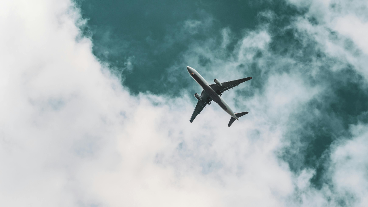 United Airlines razmatra poskupljenje karata do 20% zbog rasta cena goriva