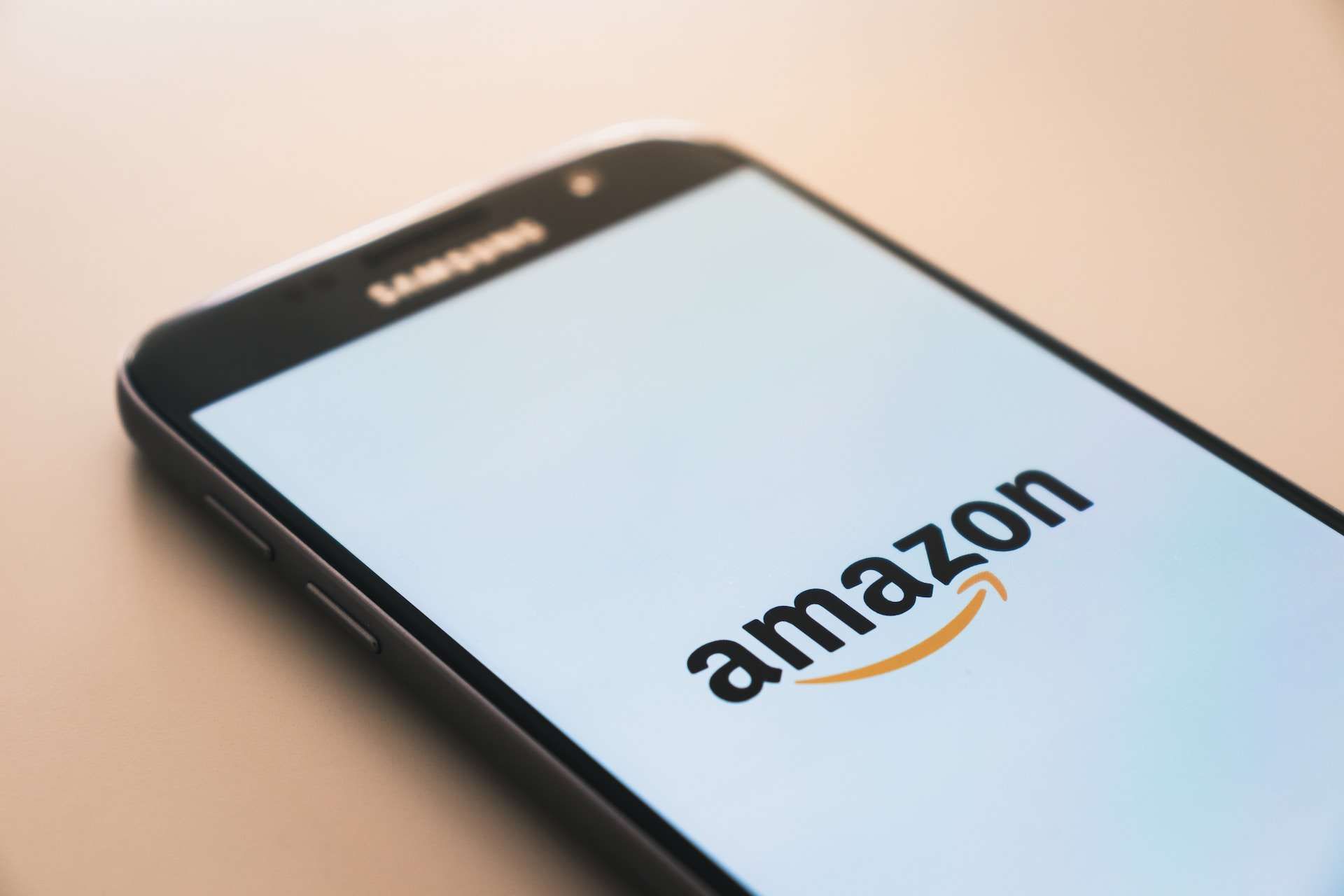Amazon nastavlja da raste, kao i njegovi privatni podaci o vama