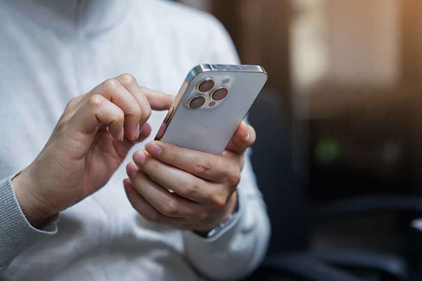Tramp izuzima telefone, računare i čipove iz novih tarifa