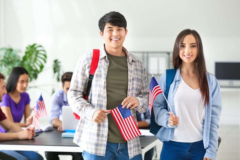 Trampova administracija naredila američkim ambasadama da obustave intervjue za studentske vize