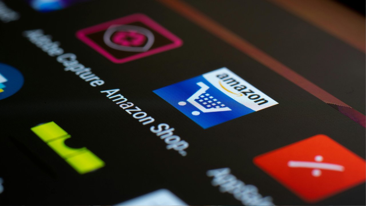 Amazon preuzima model velikih prodavnica i planira otvaranje supermarketa kod Čikaga